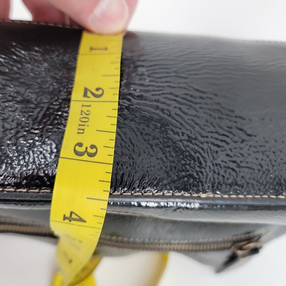 ✨ Perlina New York Black Patent Leather Shoulder Bag – Chic & Functional ✨ - Picture 12 of 14